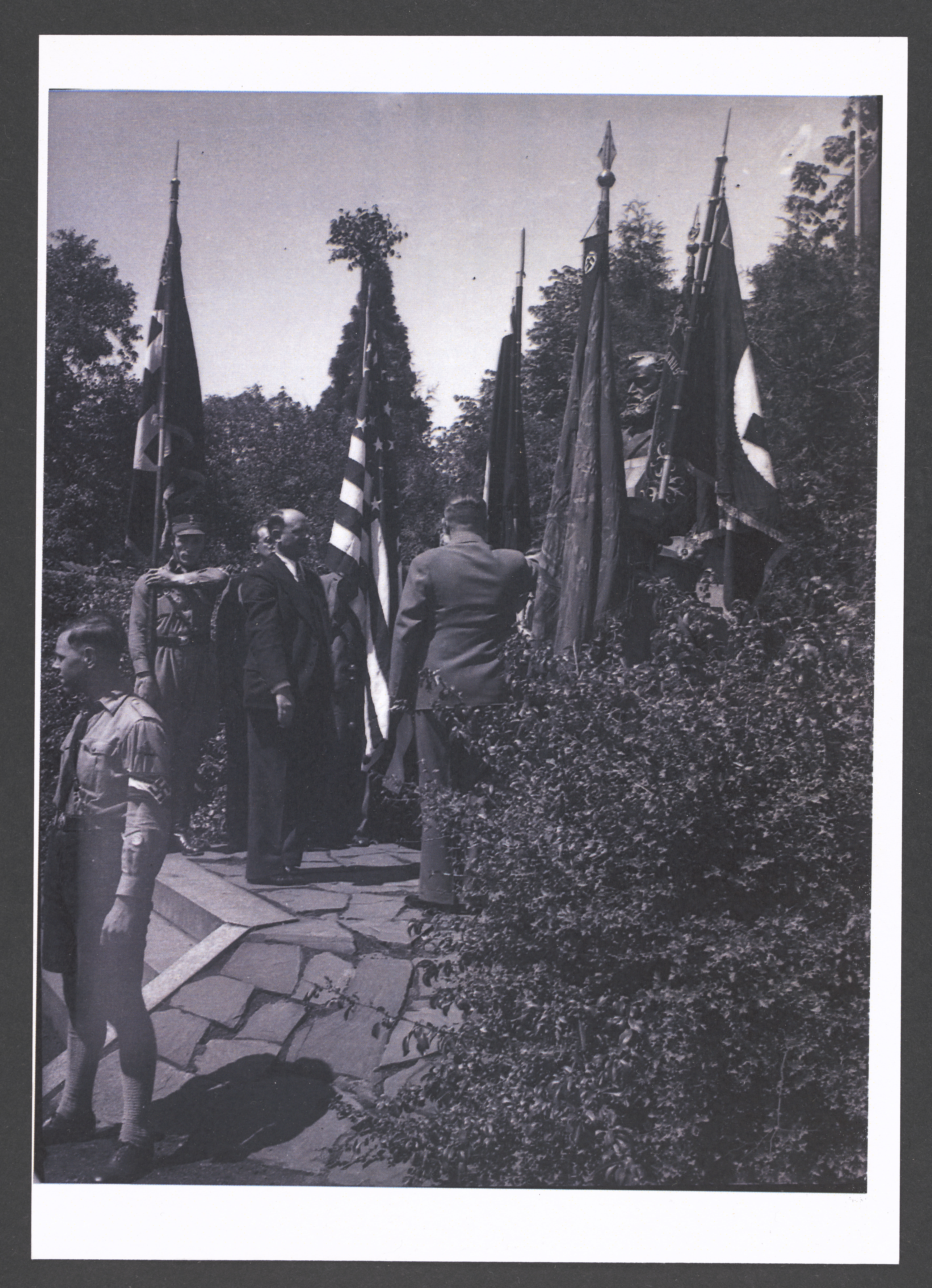 Zehnjahresfeier der Vereinigung Carl Schurz (Berlin) und Anbringung der Carl-Schurz-Plakette an der Vorburg von Schloss Gracht, 23.05.1936